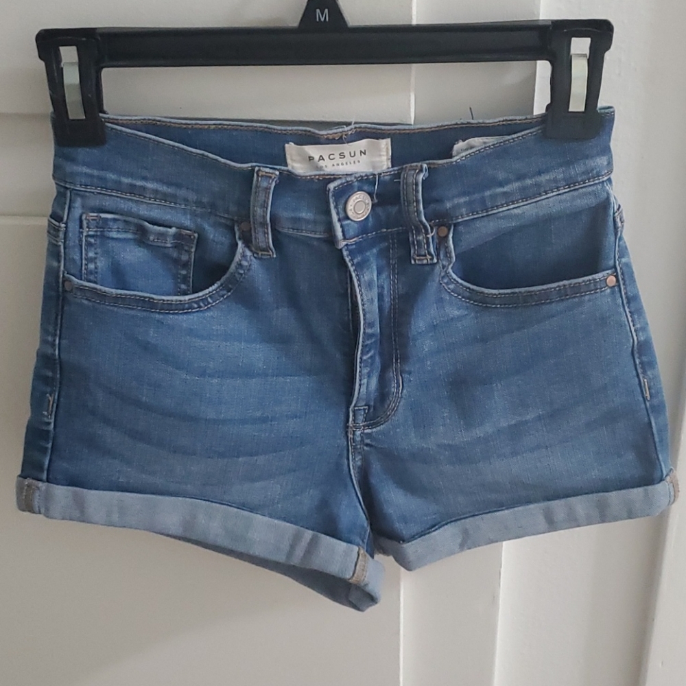 Pac Sun 🌞 Denim Shorts, Size 24